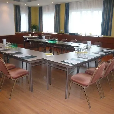 Hotel Falkenstein 3*